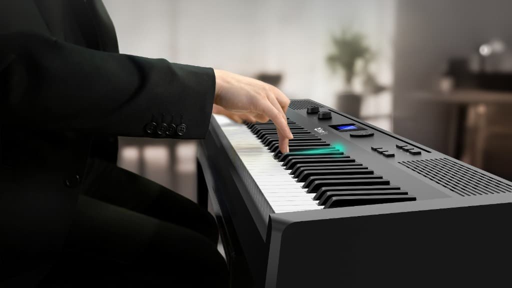 Hand relaxed and naturally arched on DreamPlay keyboard